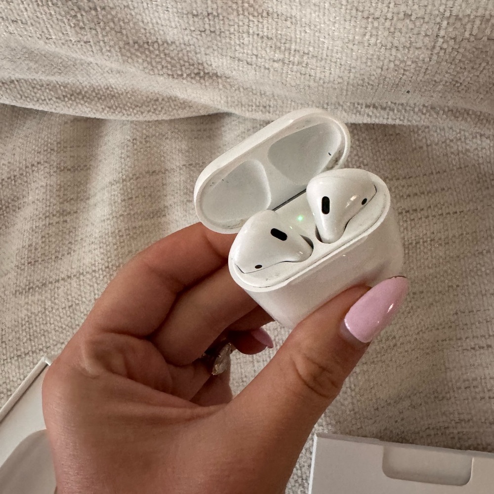 Air pods